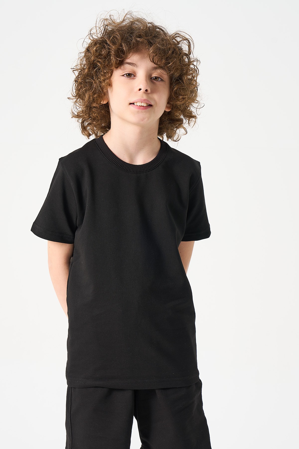 Jungen Basic T-Shirt - SCHWARZ image