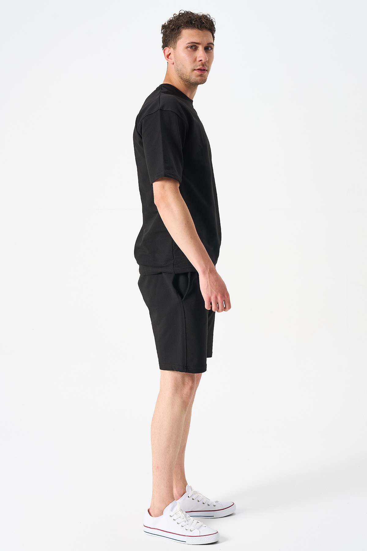 Herren Oversize T-Shirt und Shorts Set