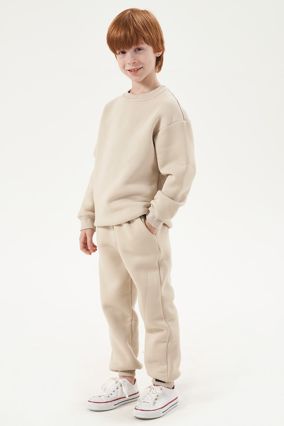 Jungen-Set aus Sweatshirt und Jogginghose - Hellbraun main variant image