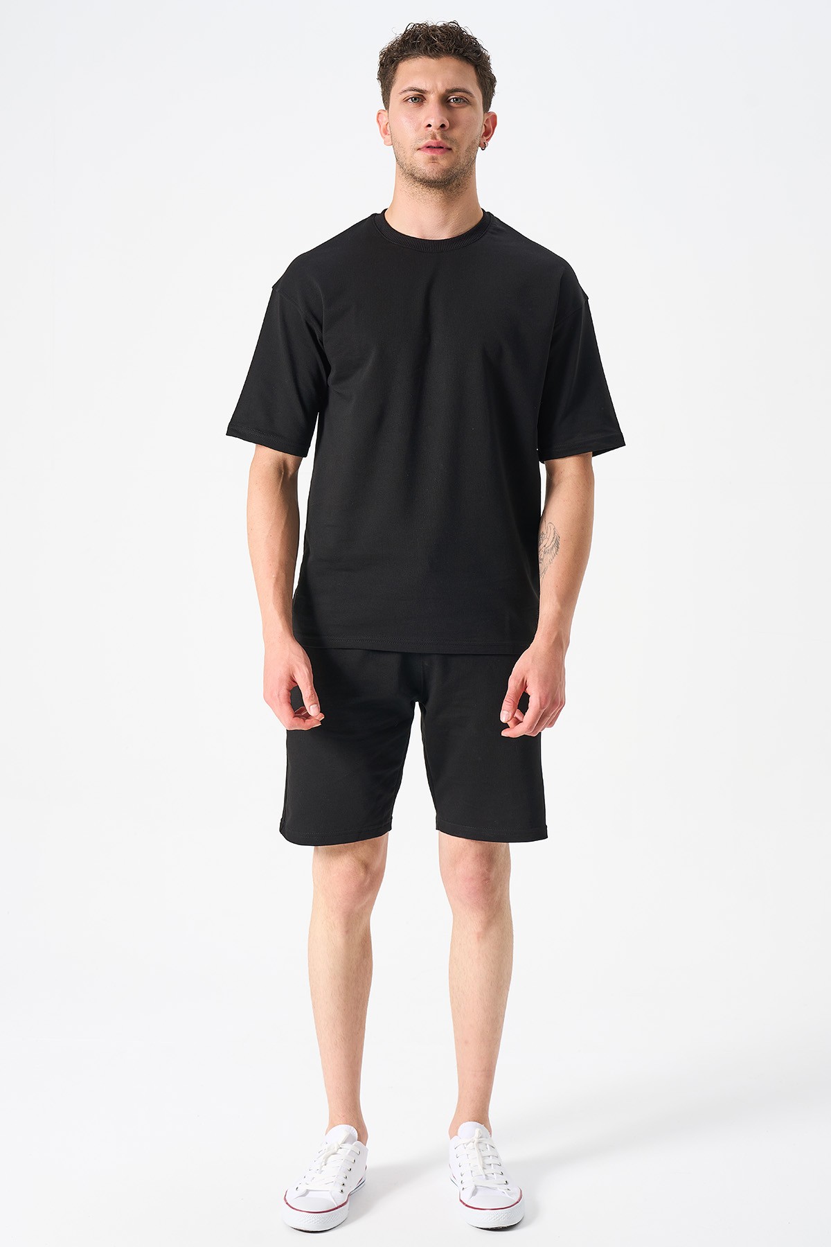 Herren Oversize T-Shirt und Shorts Set - SCHWARZ image