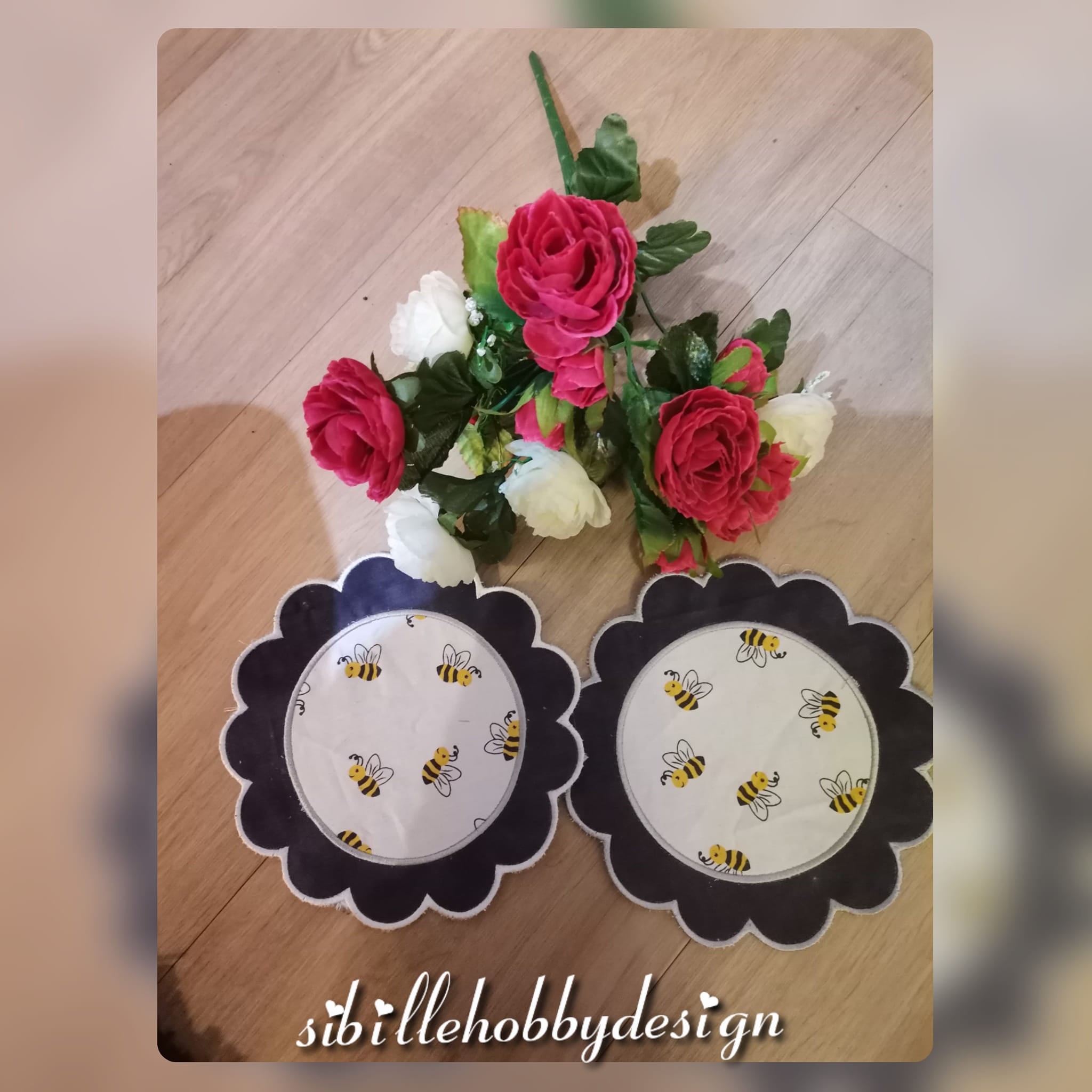 Stickdatei ITH Tischset Blume