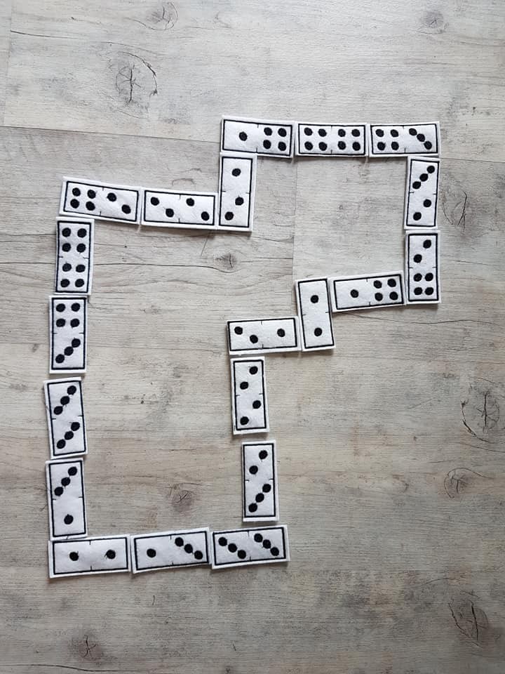 Stickdatei ITH Spiel Domino Set