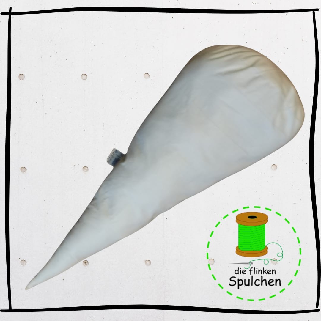Schultüte „Schmetterlingszauber“ – ein zarter Begleiter zum Schulanfang, aus Stoff incl. Papprohling