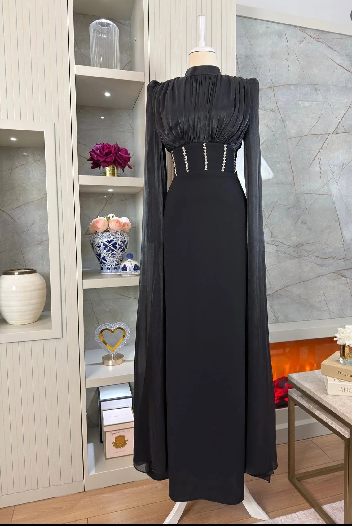 MOKA-ABENDKLEID 