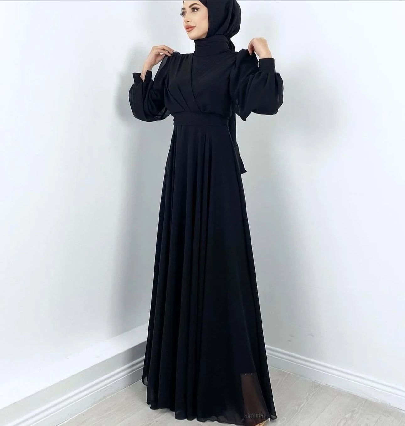 MENEKŞE ABENDKLEID