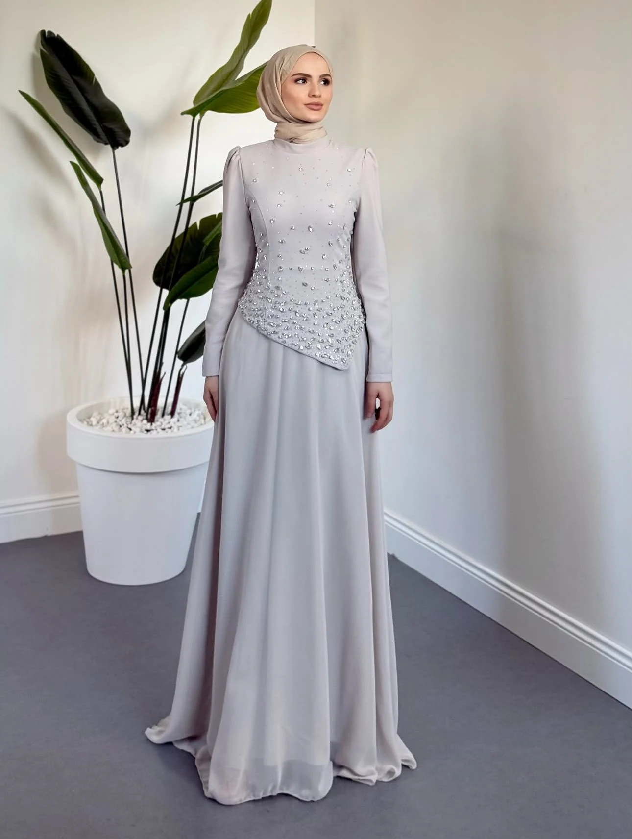 LIYANA ABENDKLEİD