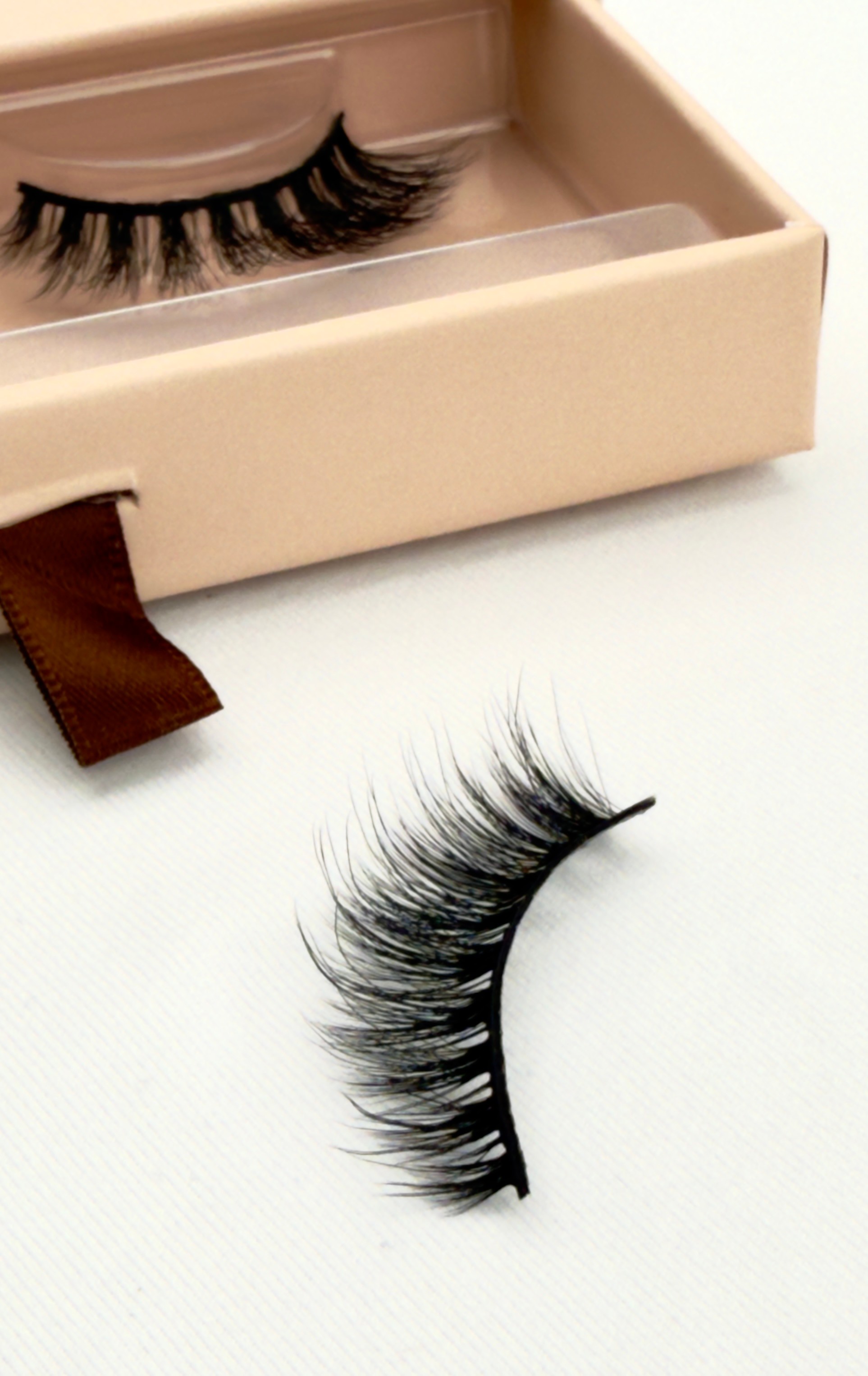KBD 12 Wimpern / Takma Kirpik 