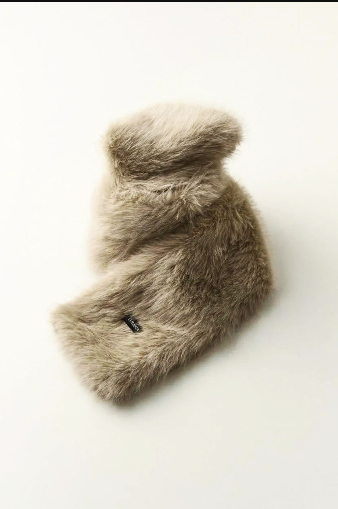 Fell Schal Stola beige polar 210 x 25 cm veganer Pelz flauschig weich seidiger Glanz