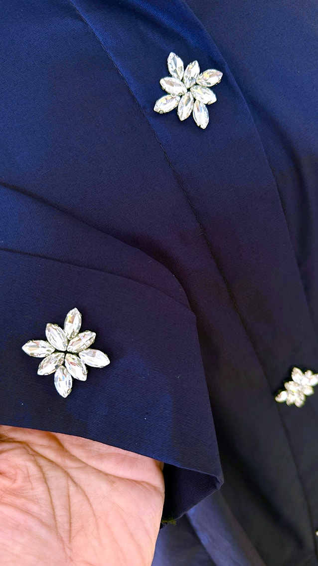 Hemd-Blusen-Kleid mit dekorativen Straß-Knöpfen, marineblau, Einheitsgröße 38-44