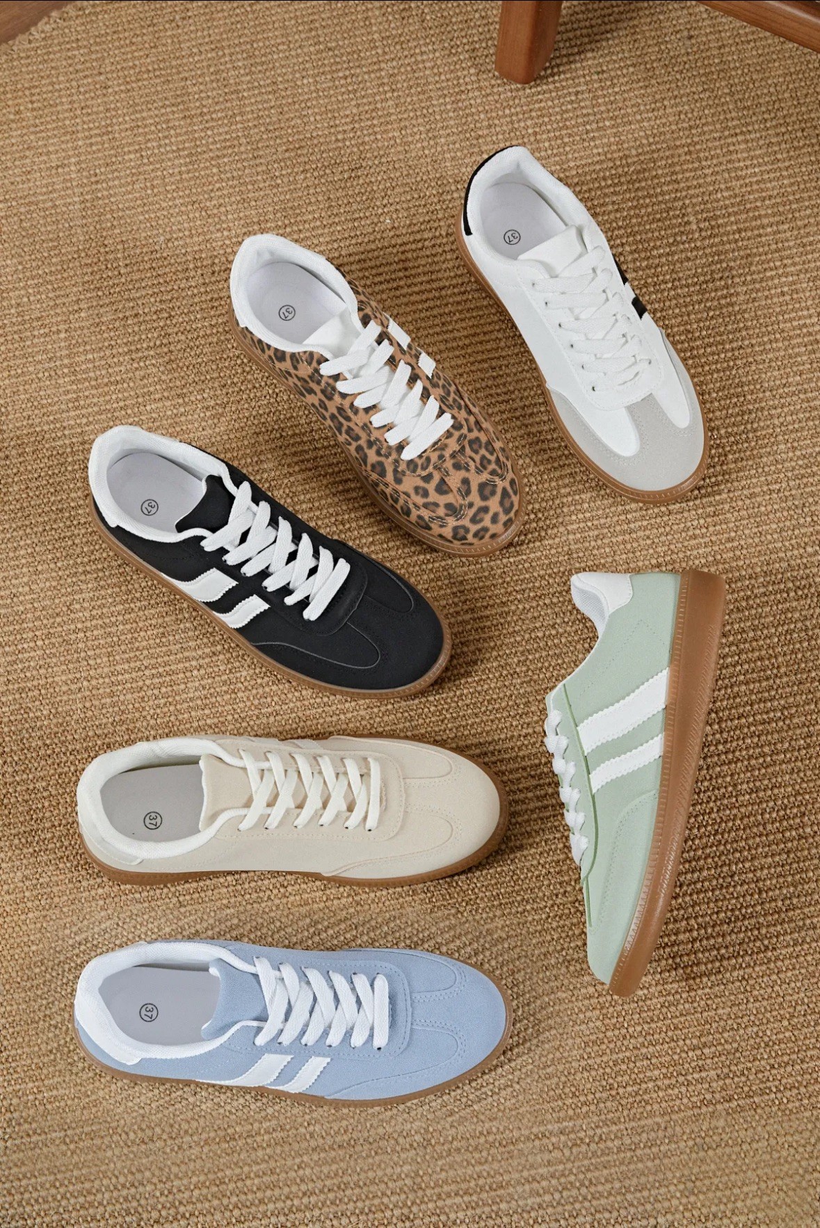 Sneaker Samba Klassischer Retro Sneaker mit Gummisohle Schnürschuh Turnschuh beige-weiß
