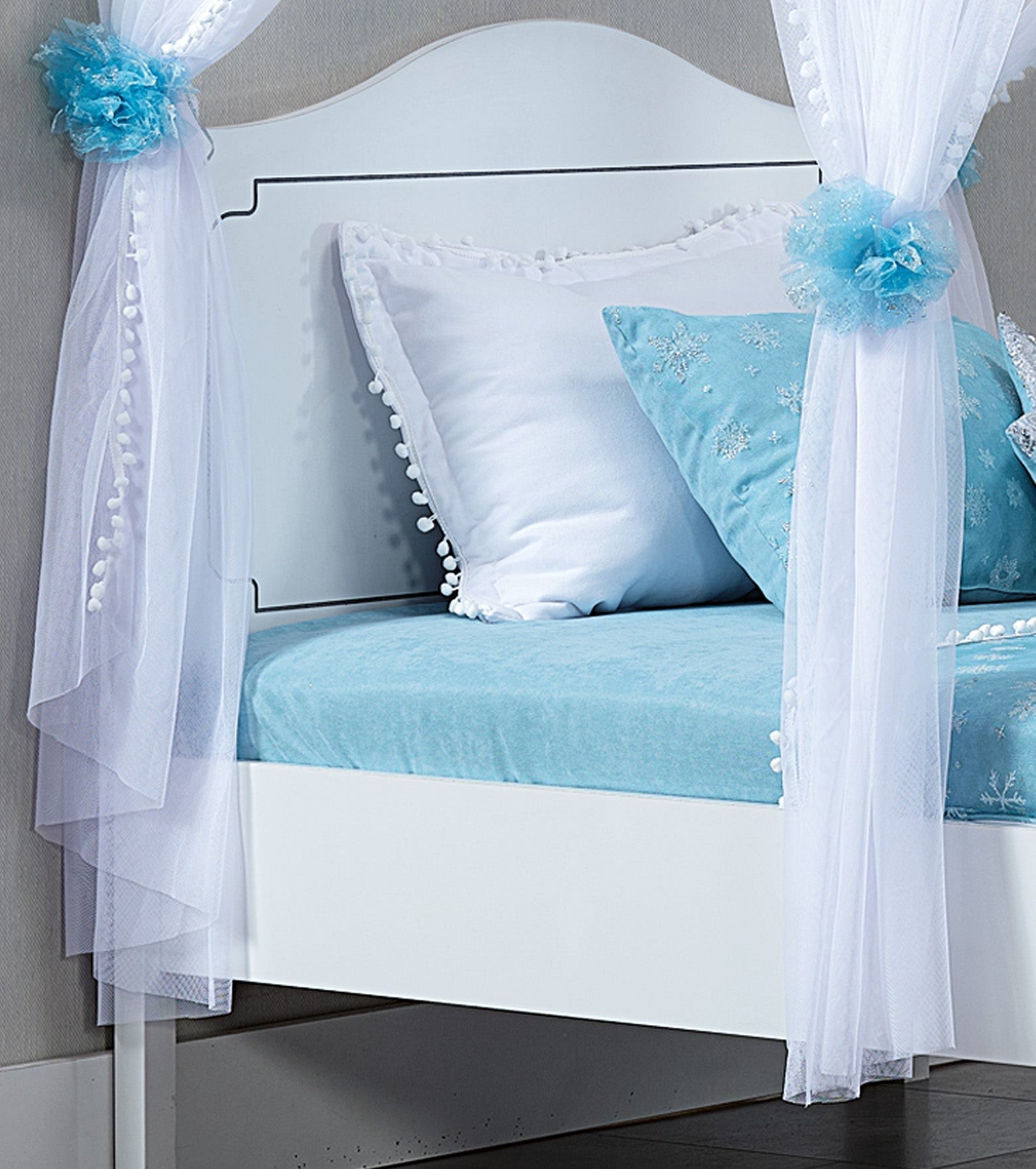ELEGANT KİNDERZİMMER mit Himmelbett