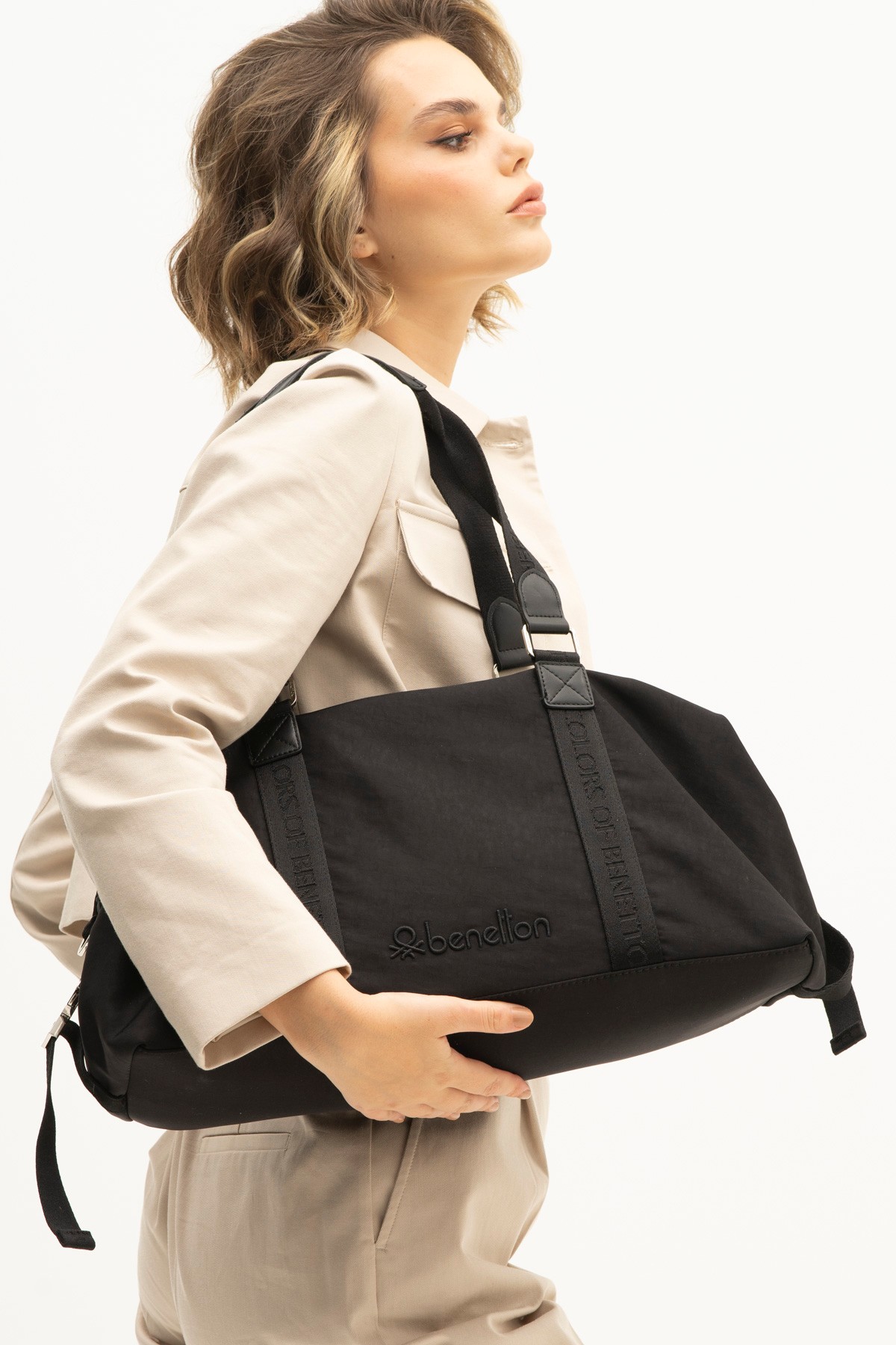United Colors of Benetton Woman Arm bag Bag Satin BNT_1190