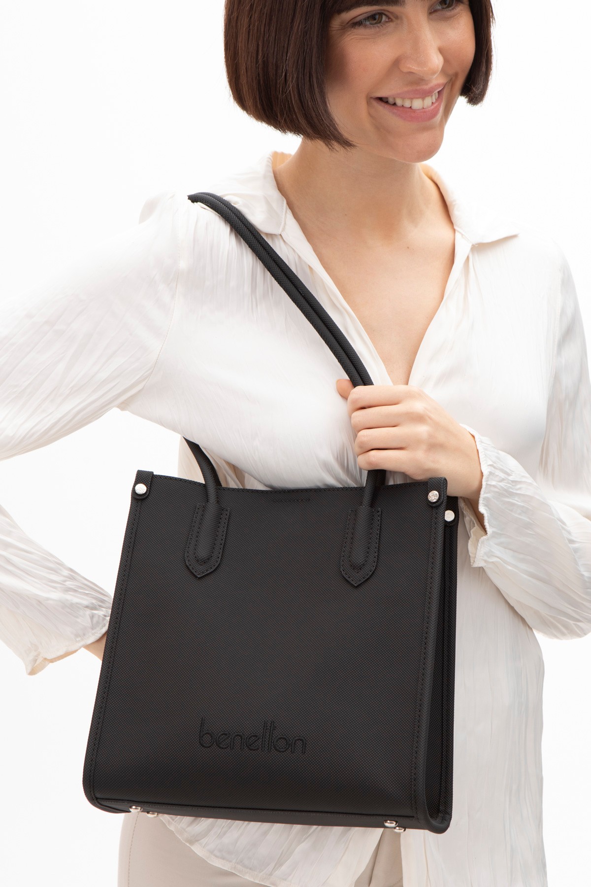 United Colors of Benetton Woman Arm bag Bag Nano BNT_1610