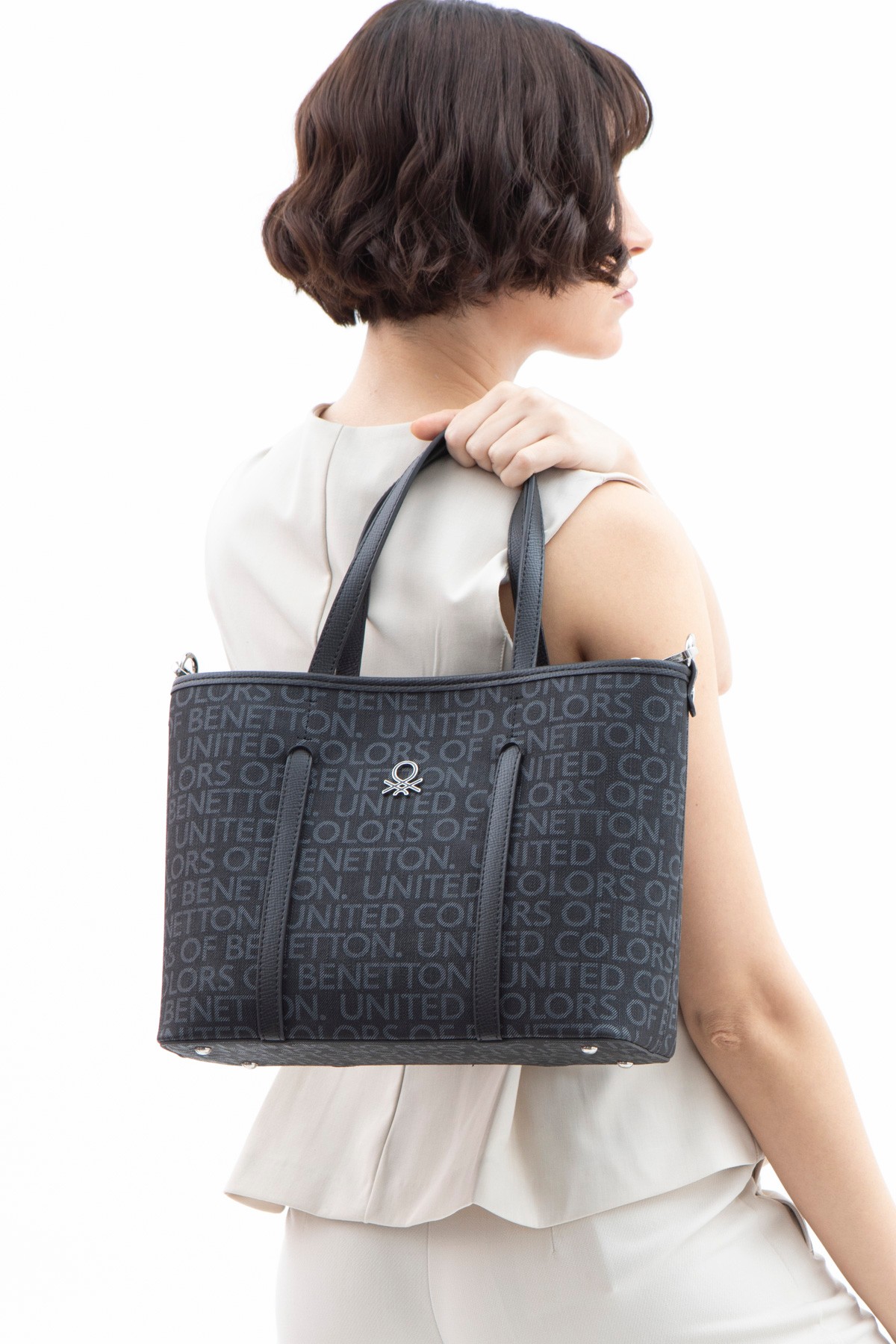 United Colors of Benetton Woman Arm bag Bag Monogram Obedness BNT_1604