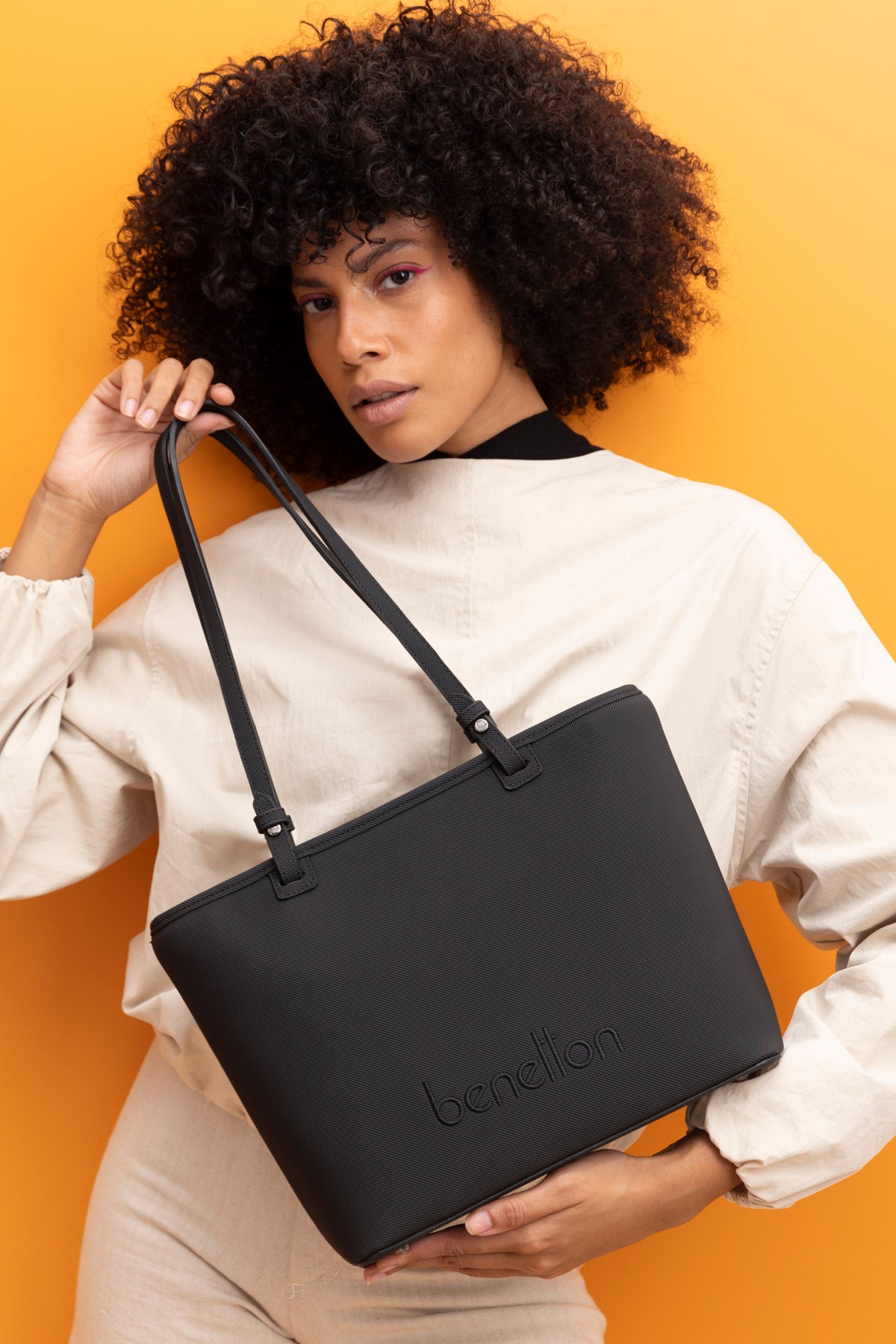 United Colors of Benetton Woman Arm bag Bag Nano BNT_1422