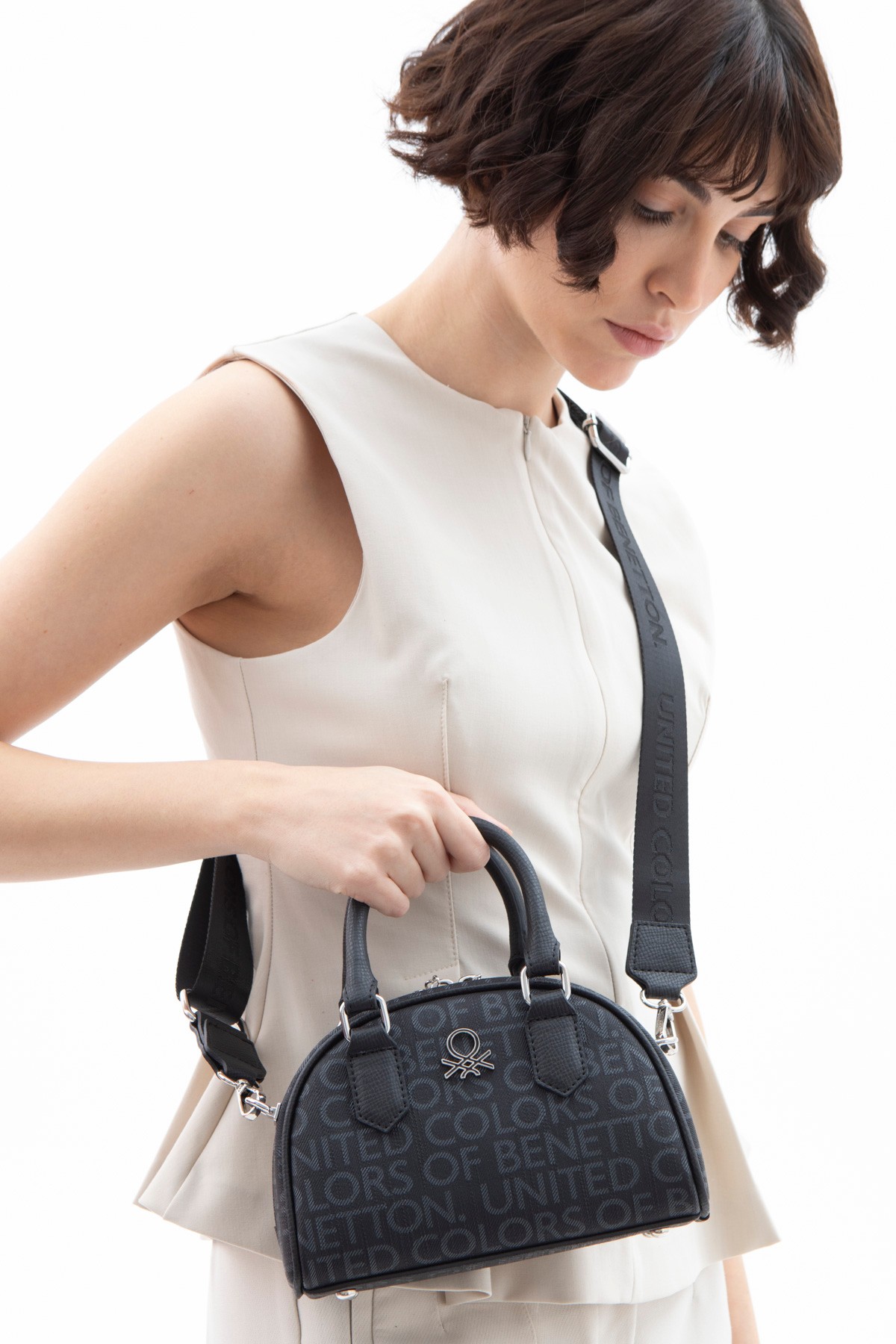 United Colors of Benetton Woman Arm bag Bag Monogram Obedness BNT_1602