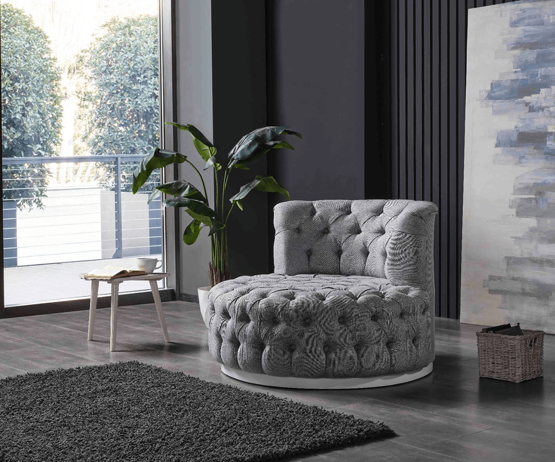 Benchler – Kapitonierter Loungesessel mit Hocker