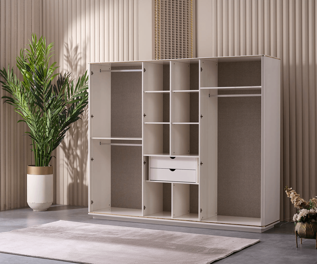 Taşkent Schlafzimmer – Klassischer Chic mit goldenen Akzenten