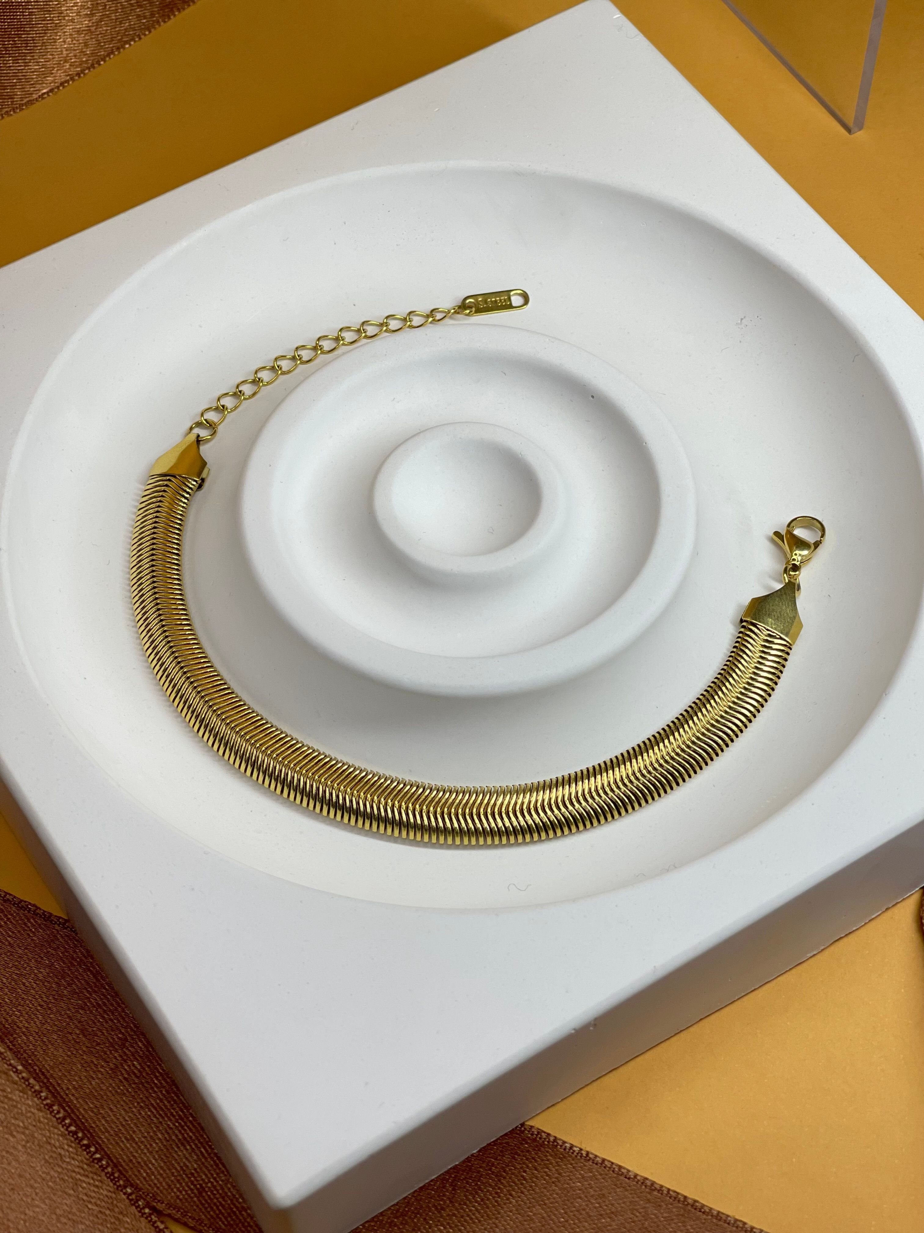 Qalby-  Goldene Armbandkette