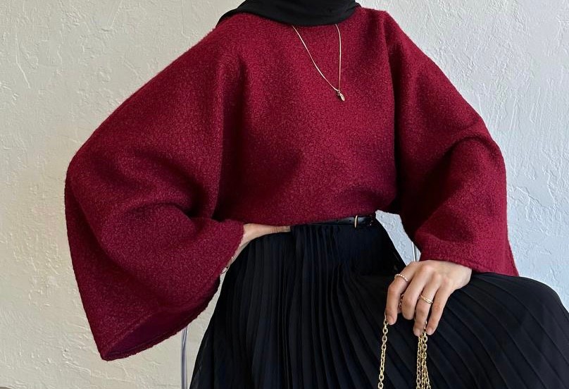 Rote Bouclé - Bluse