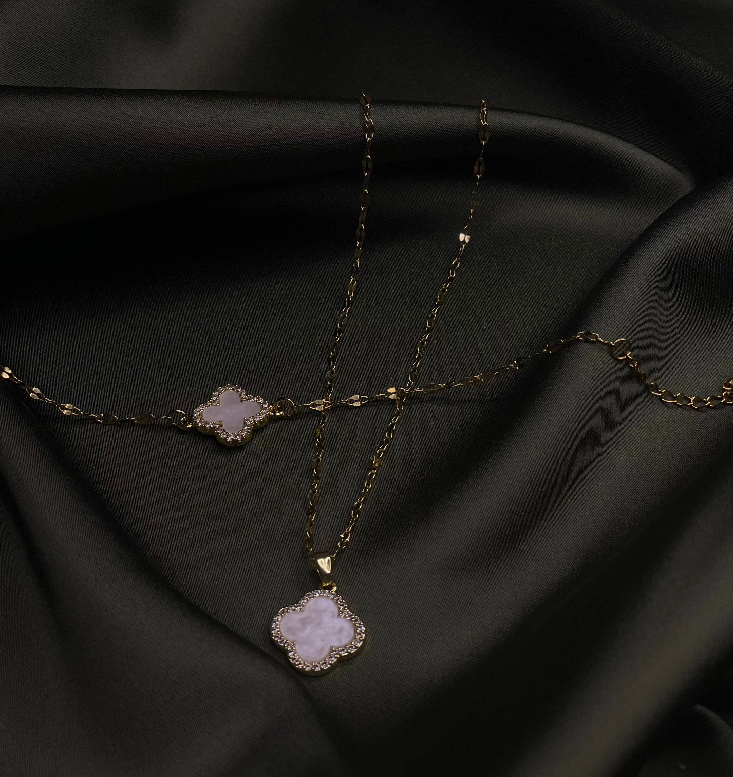 Perlmutt Kleeblatt Set