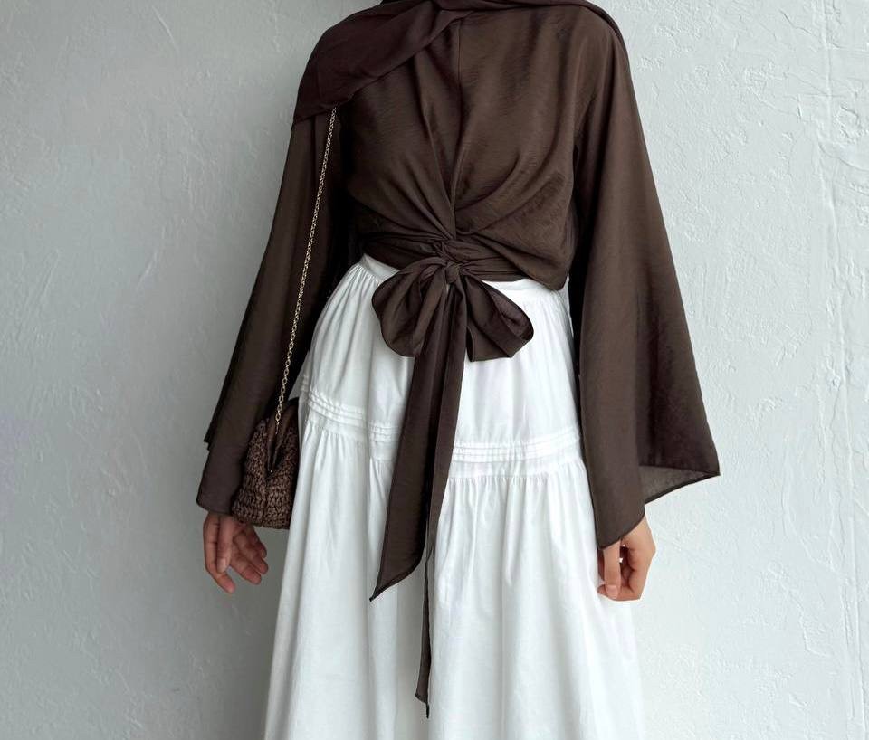Aurora Blouse - Deep Mocha