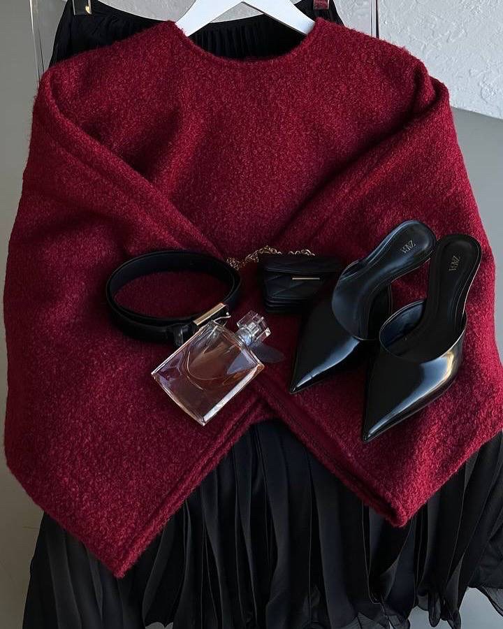 Rote Bouclé - Bluse