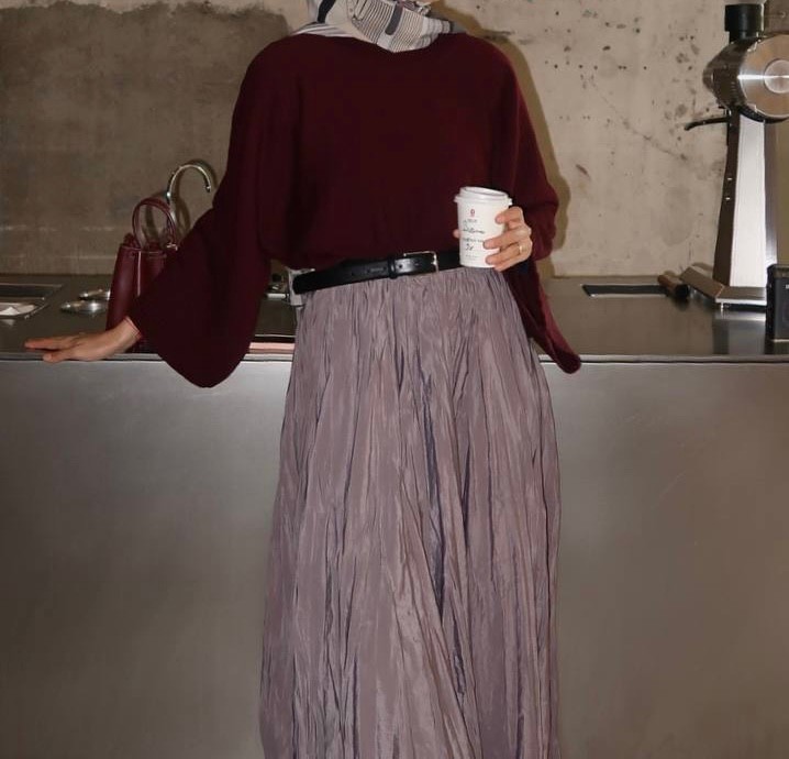 Siena Bell Sleeve - Ruby 