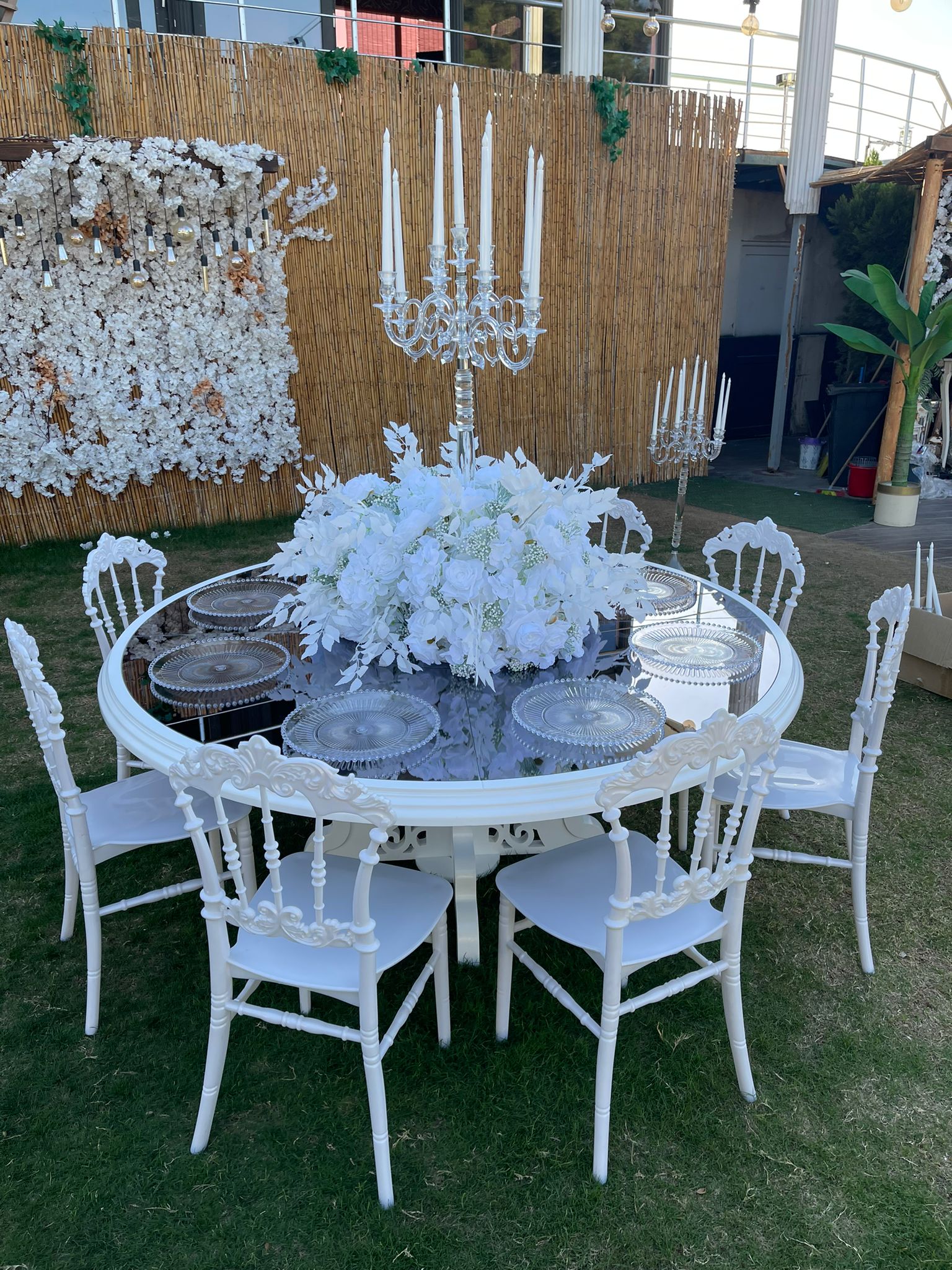 Banquet Table VIP Round