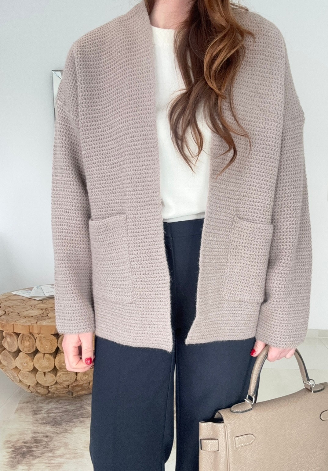 Grobe Strickjacke (Kurz) - Taupe