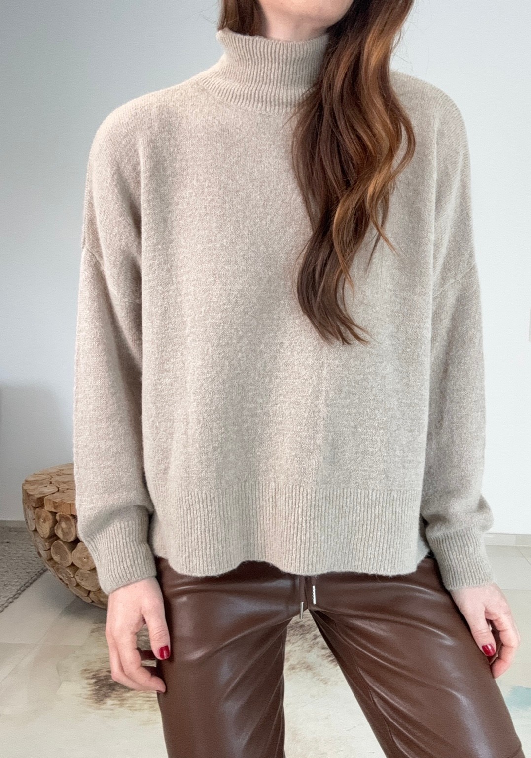 Rollkragenpullover aus Alpaka- Beige