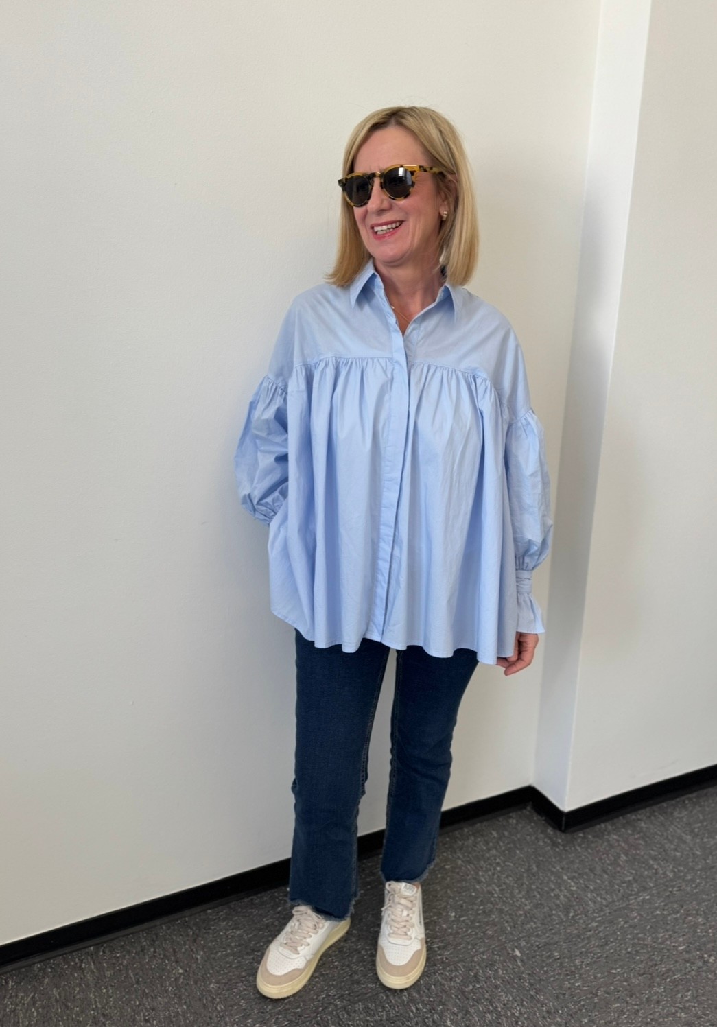 Verspielte Bluse - Hellblau