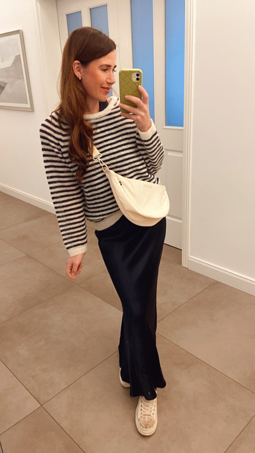 THIN KNIT SWEATER STRIPE