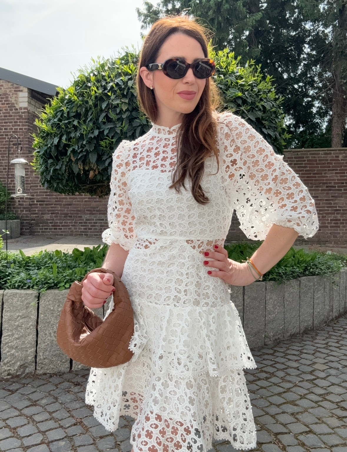 Kurzes Spitzenkleid - Weiß