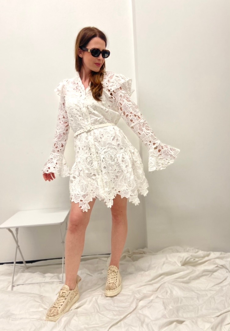 Kleid aus Spitze - Weiß
