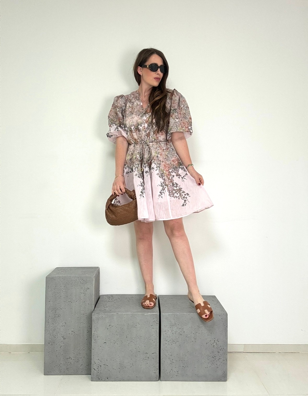 Kleid mit Print und Bindegurt