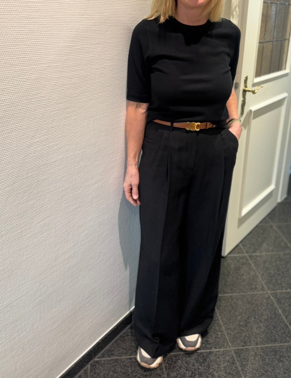 Gestrickter Pullover - Schwarz