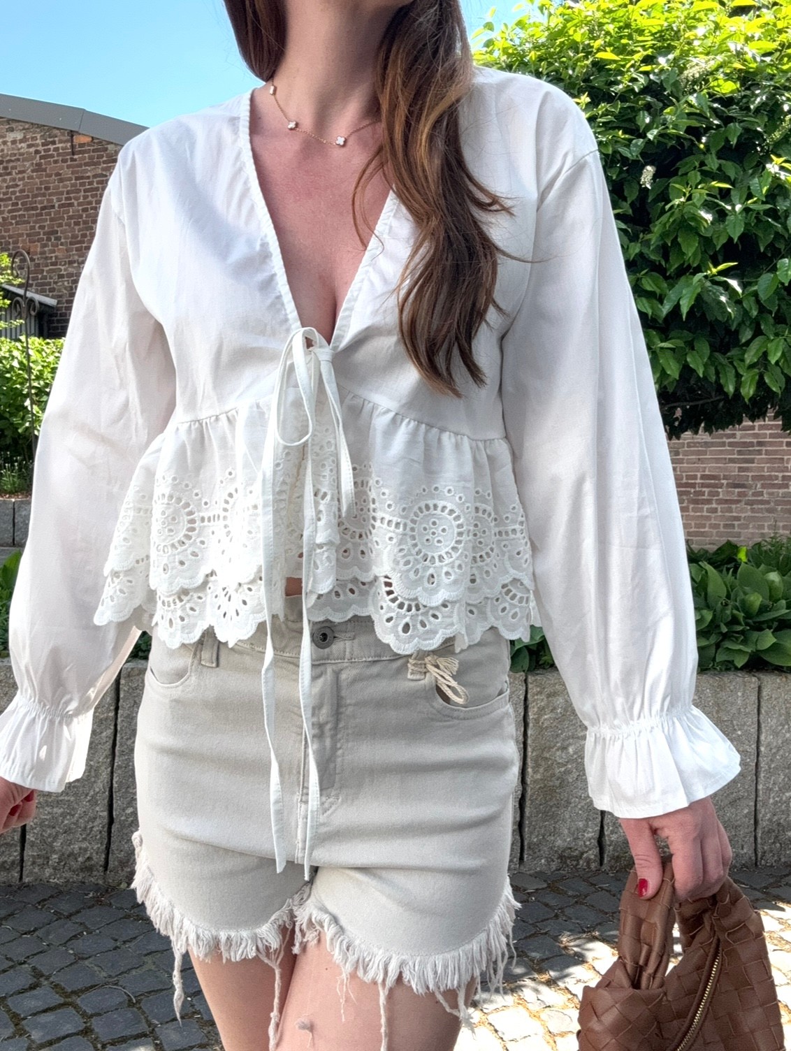 Kurze Jeans - Beige