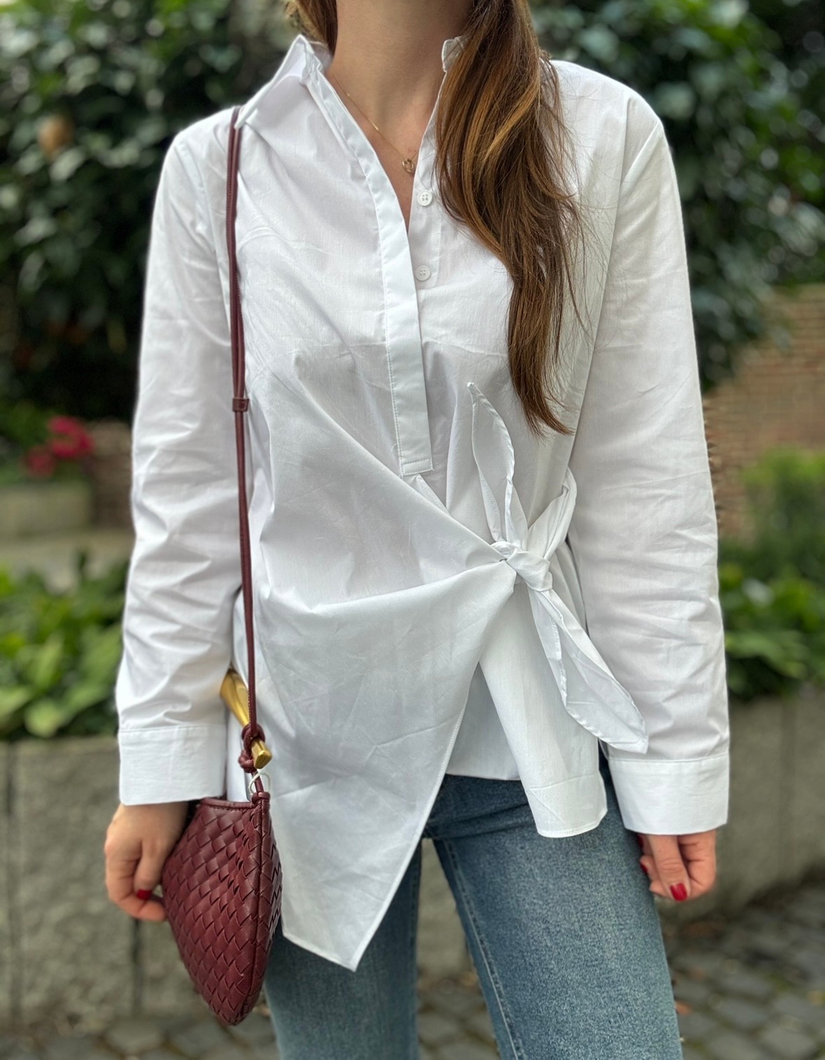 Bluse mit Knoten - Weiß