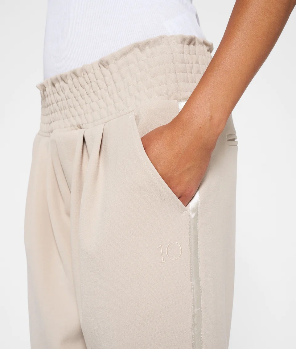 CREPE PANTS