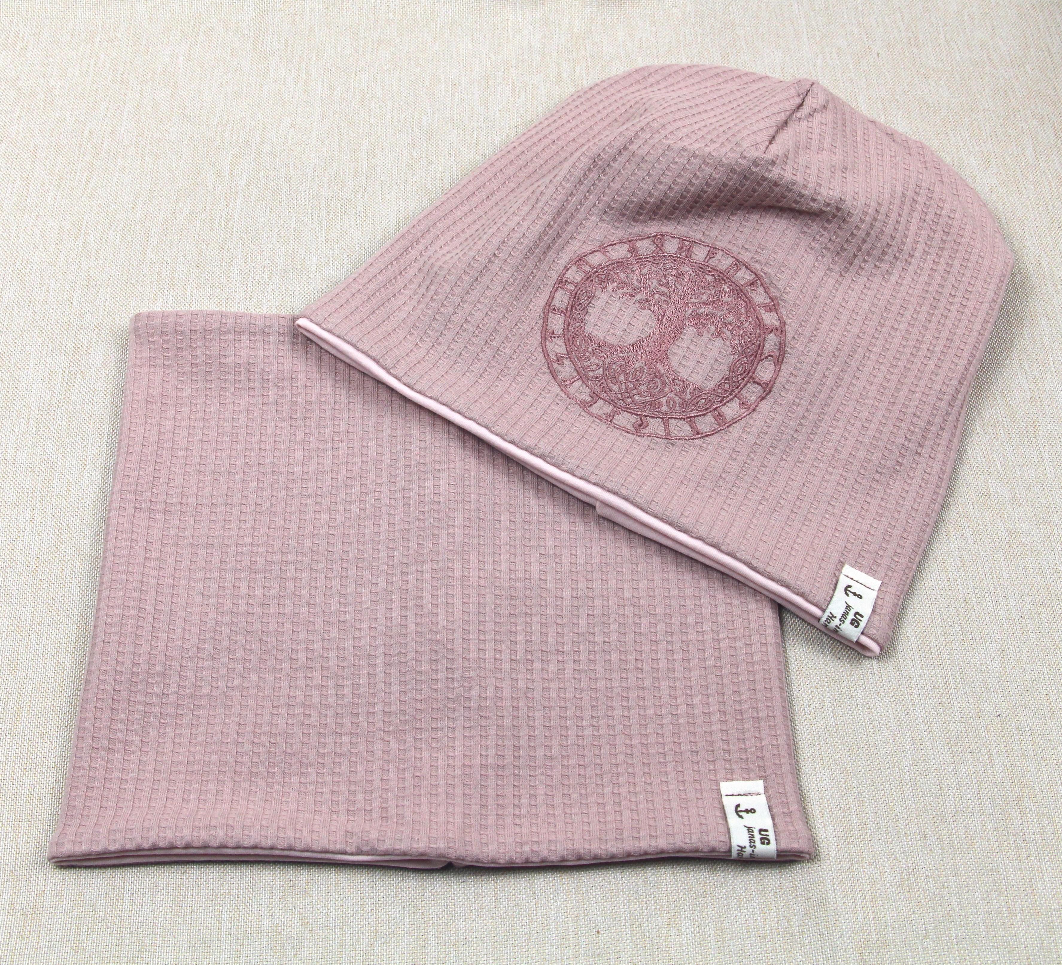 Beanie-Set, Chemomütze, Yggdrasil, altrosa mit eigener Stickerei