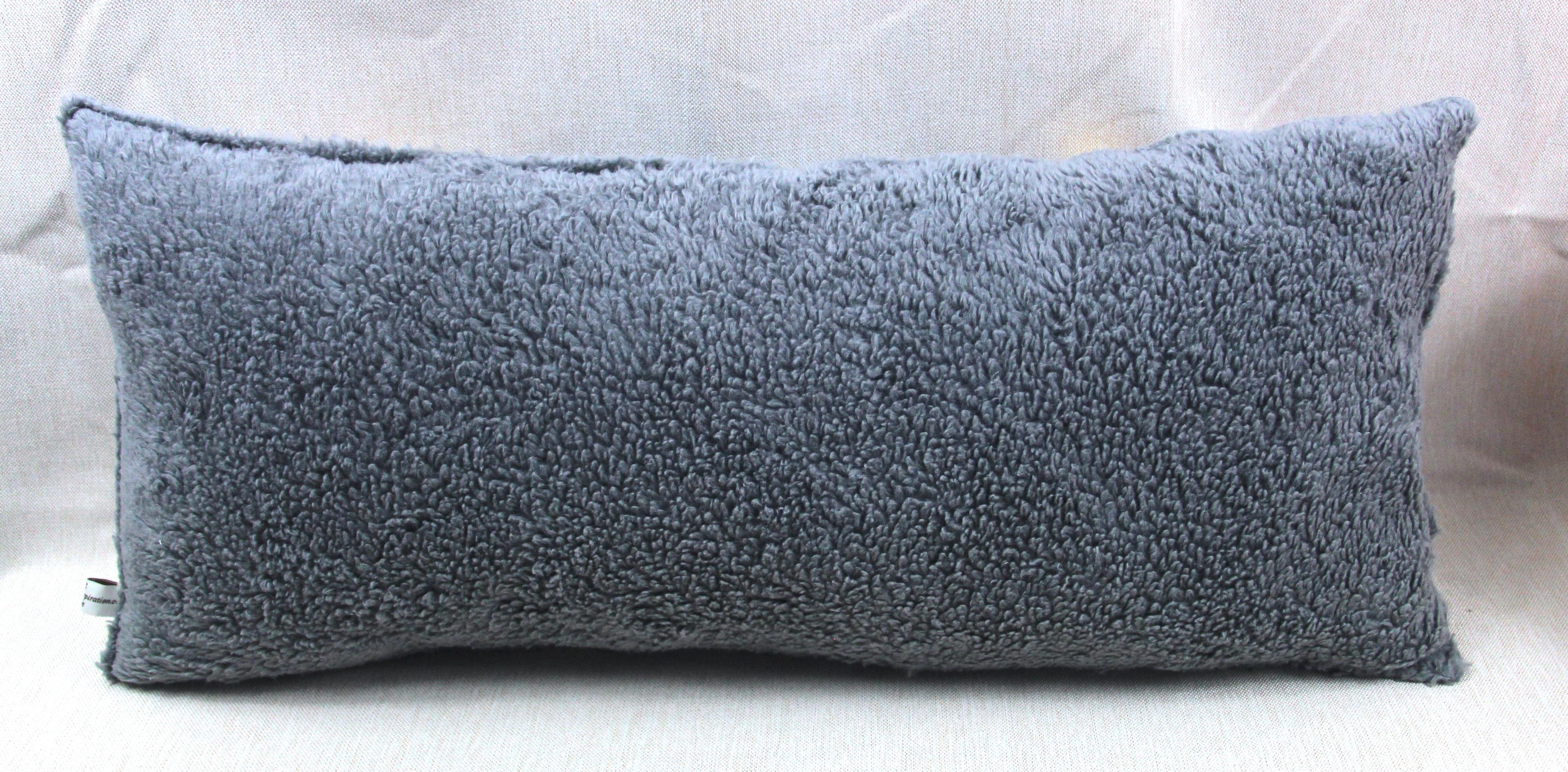Kuschelkissen, Fußball bunt, dunkelgrau, 60x30cm