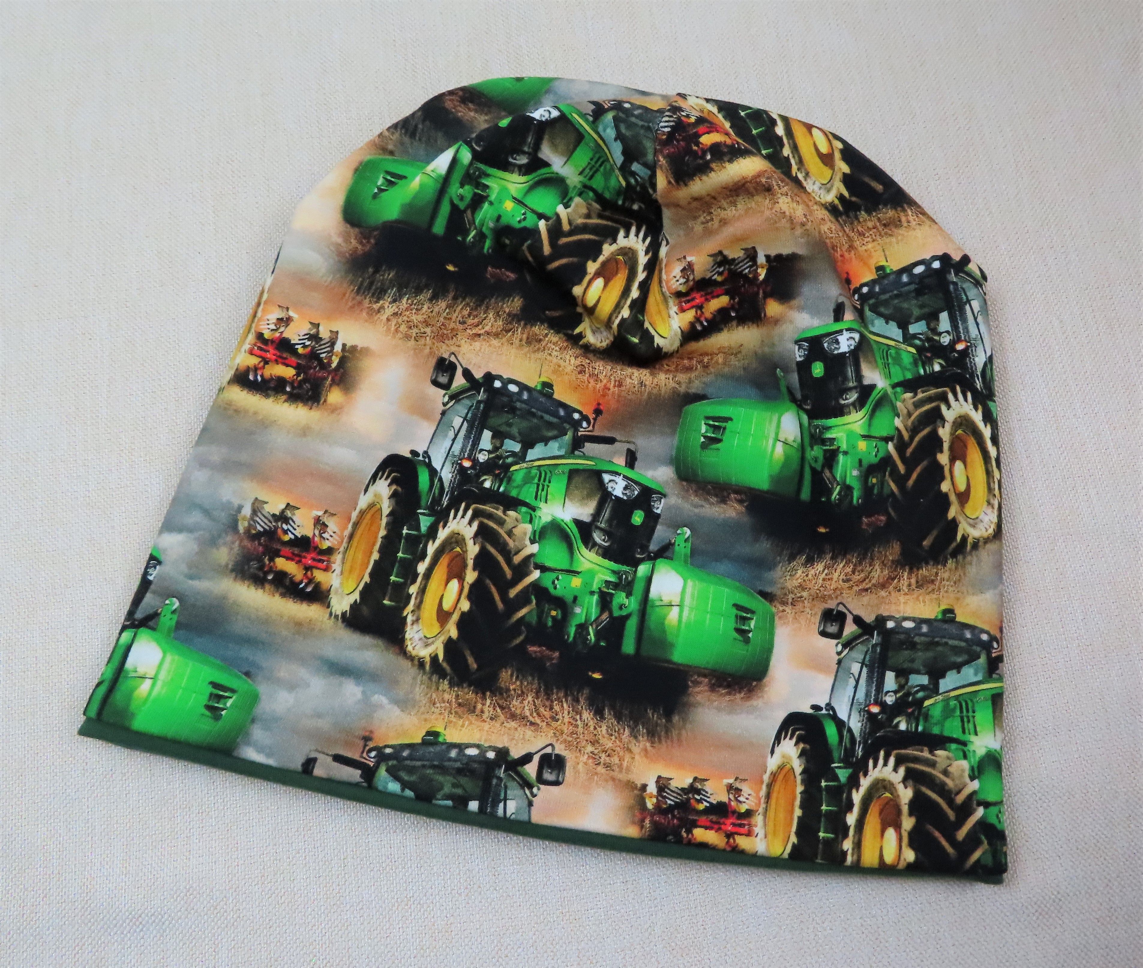 Beanie, Mütze, Traktor grün