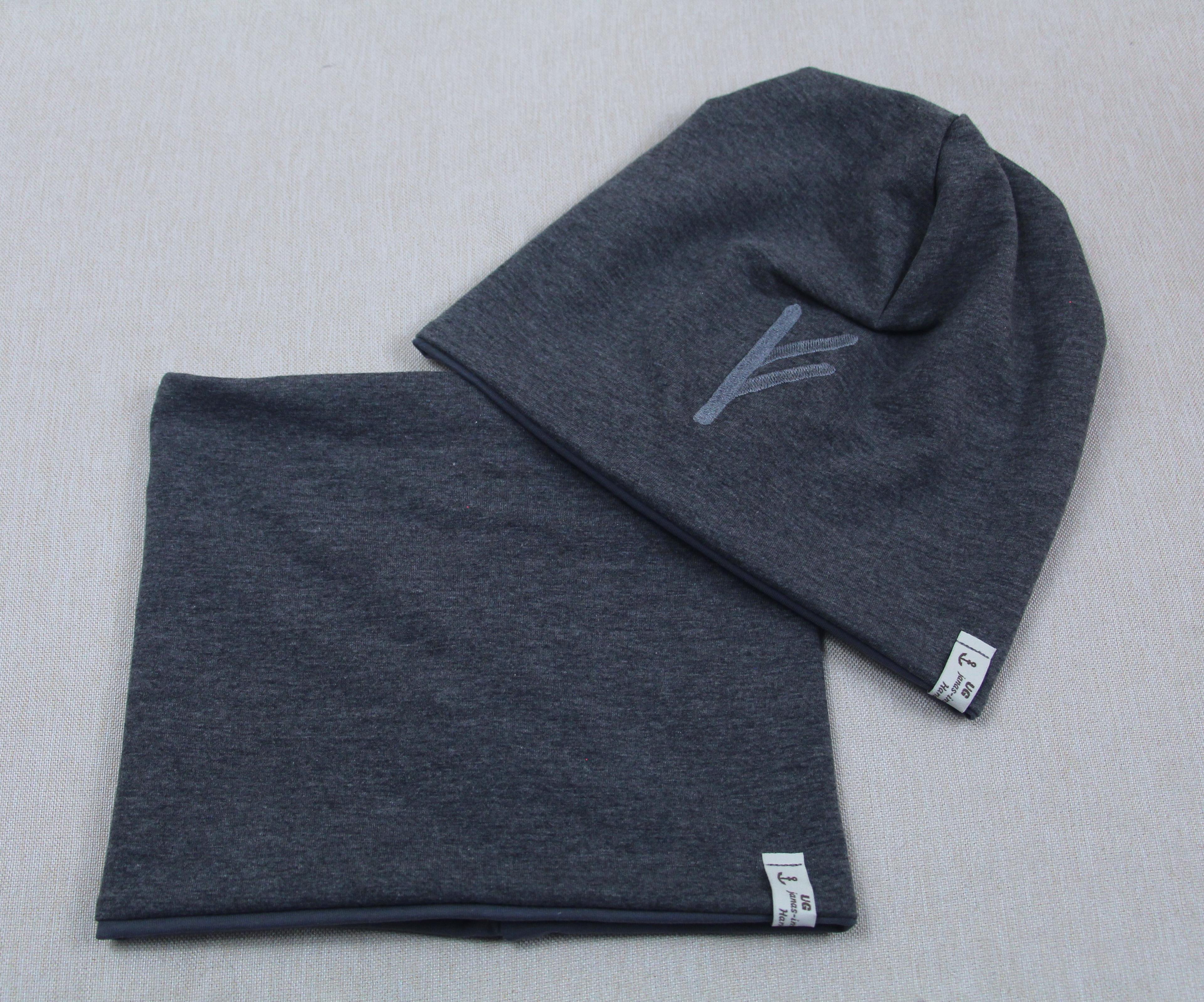 Beanie-Set, Chemomütze, Rune "Fehu", eigenes Stickmotiv