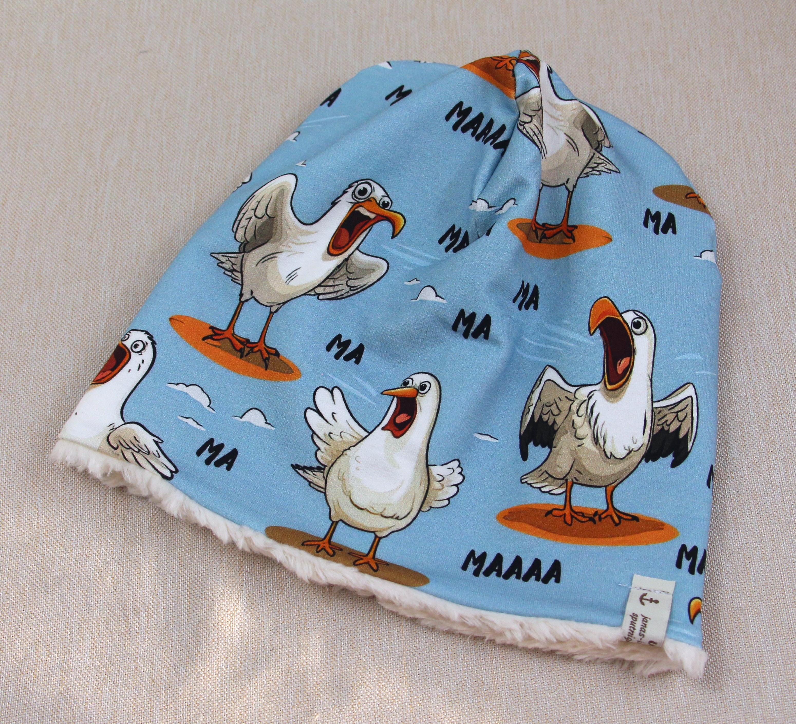 Winter-Beanie, Möwe