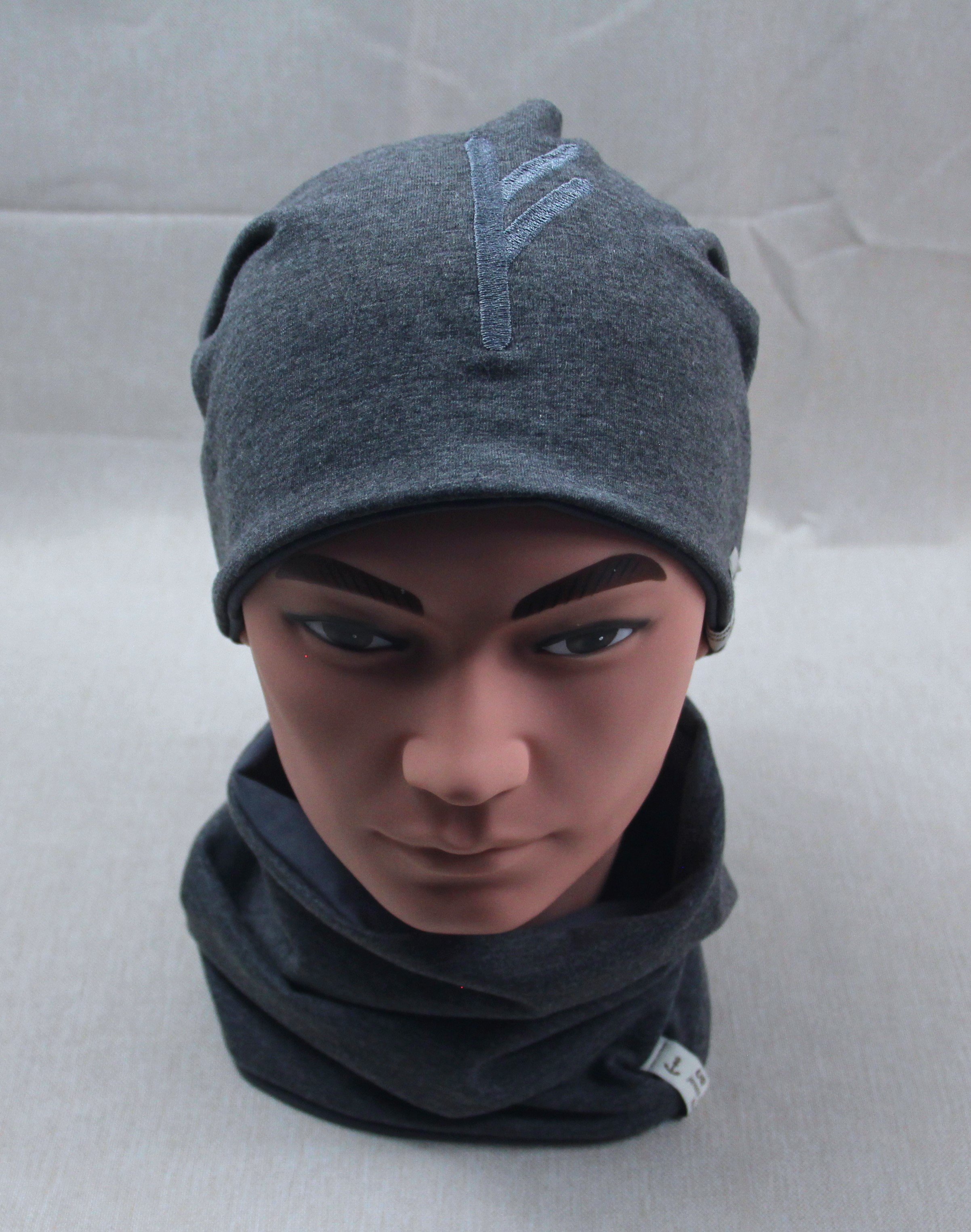 Beanie-Set, Chemomütze, Rune "Fehu", eigenes Stickmotiv