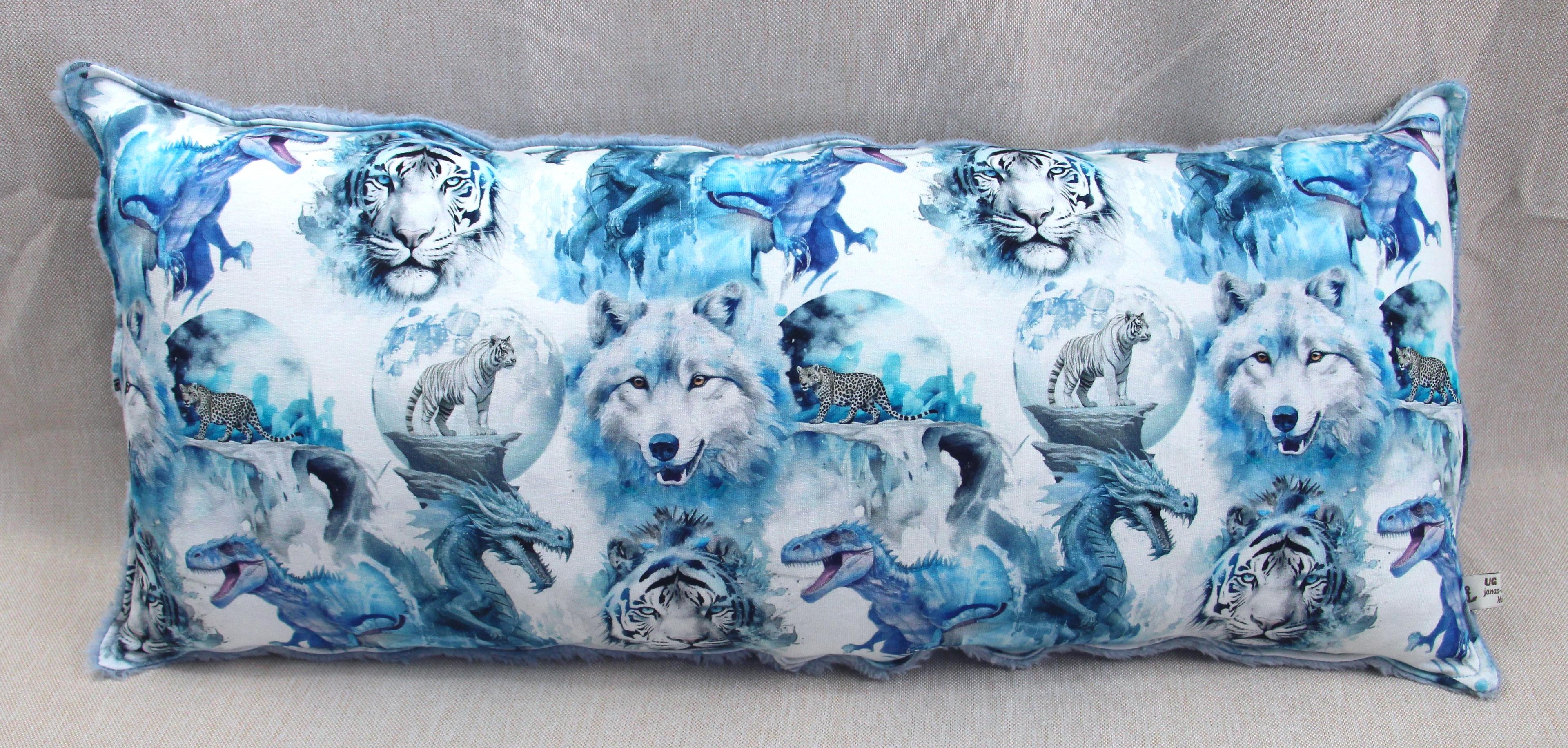 Kuschelkissen, Drache mit Tiger mit Gepard mit Dino mit Wolf, hellblau, 60x30cm