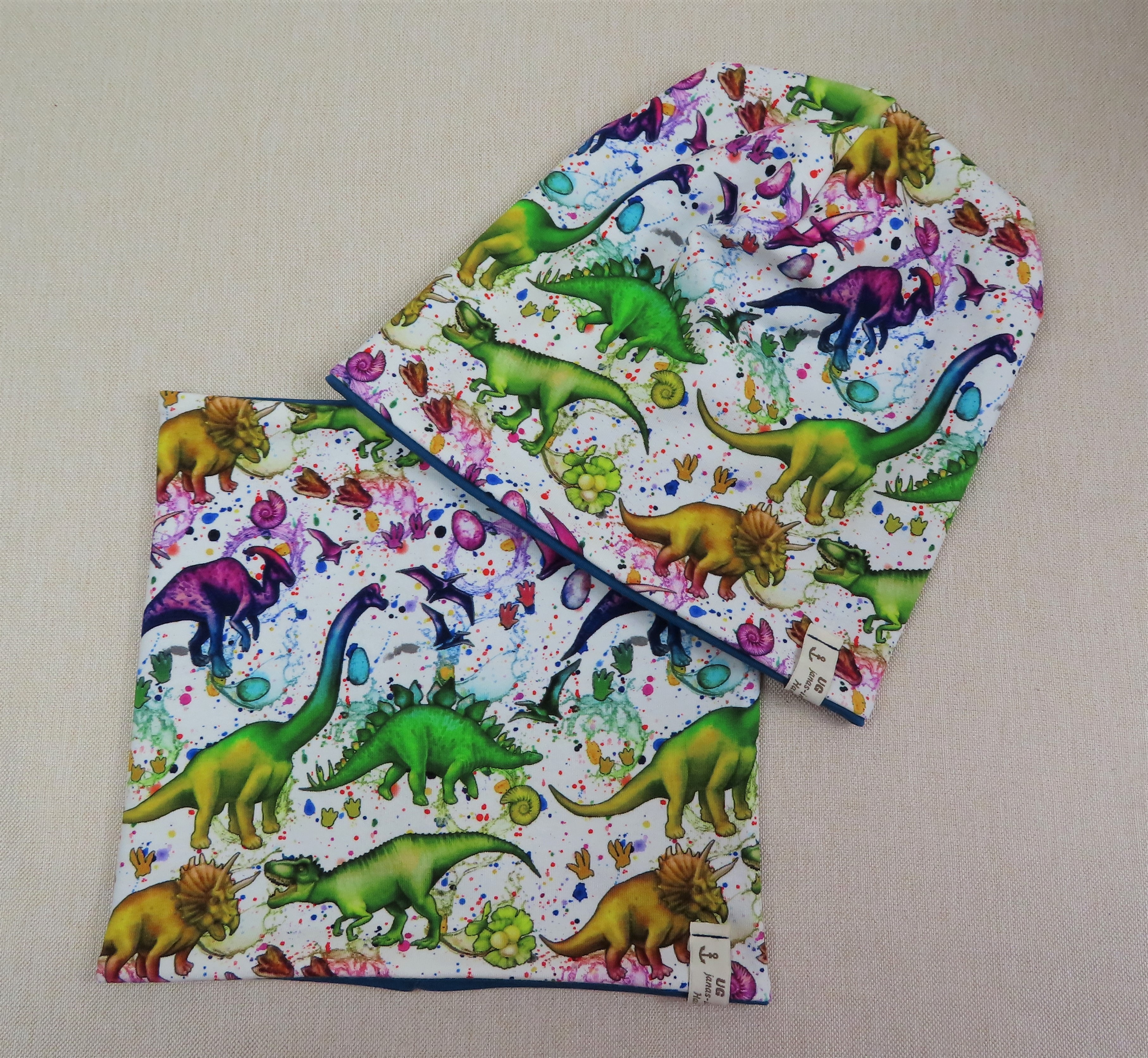 Beanie-Set, Regenbogen-Dinos