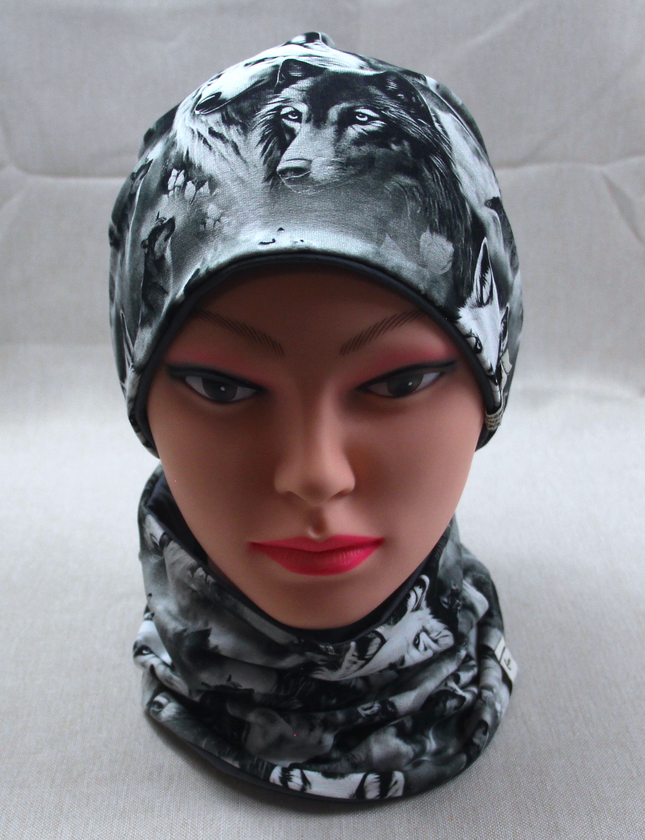 Beanie-Set, Wölfe, schwarz-weiß