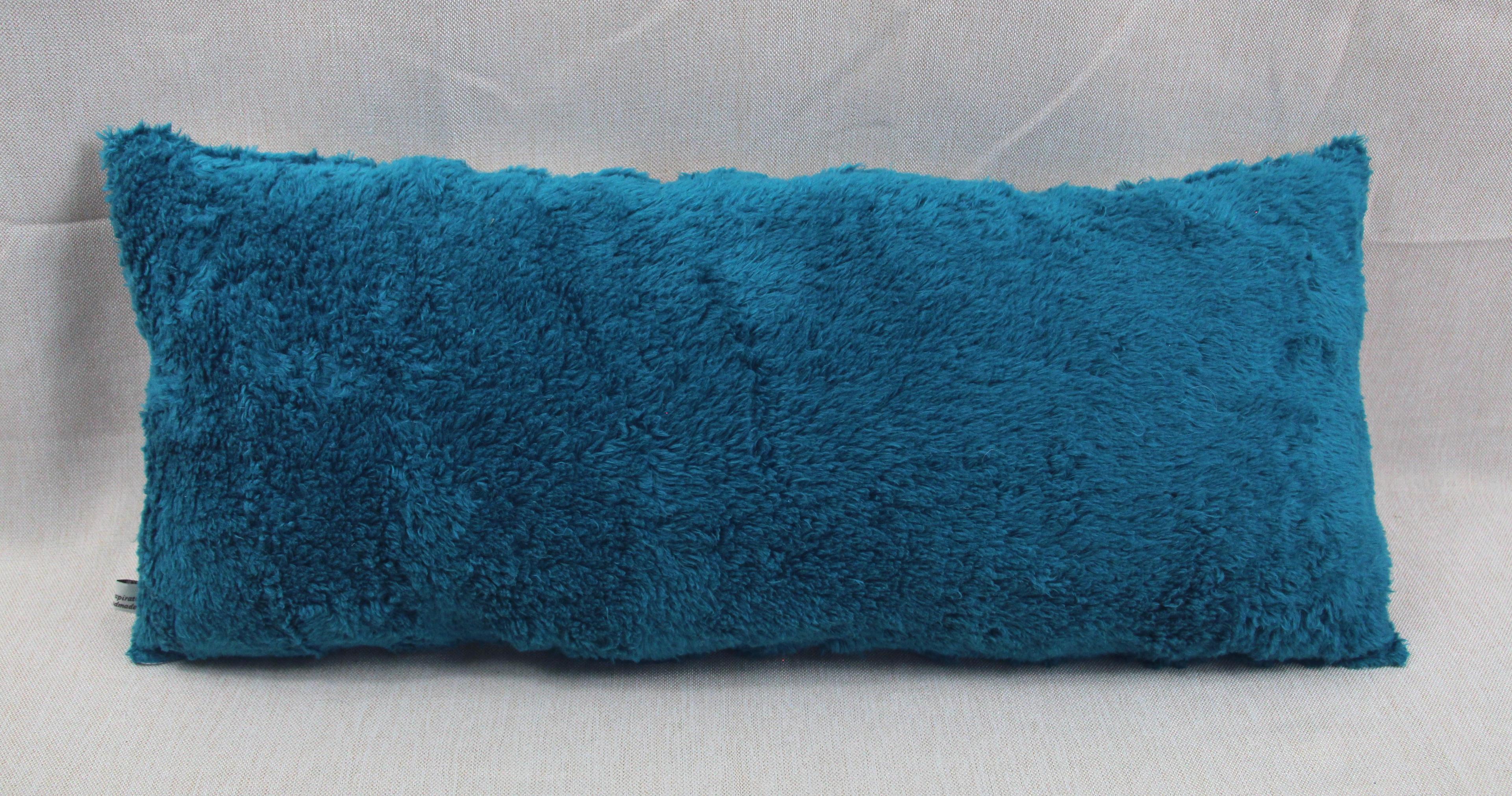 Kuschelkissen, Rennautos, türkis, 60x30cm
